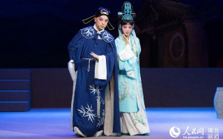 李胜素京剧名段欣赏乱云飞，京剧乱云飞李胜素唱